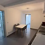 2Br Sleeps4 In Lisbon - Orchid