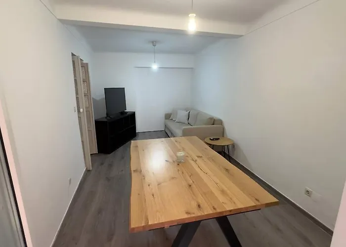 2Br Sleeps4 In Lisbon - Orchid